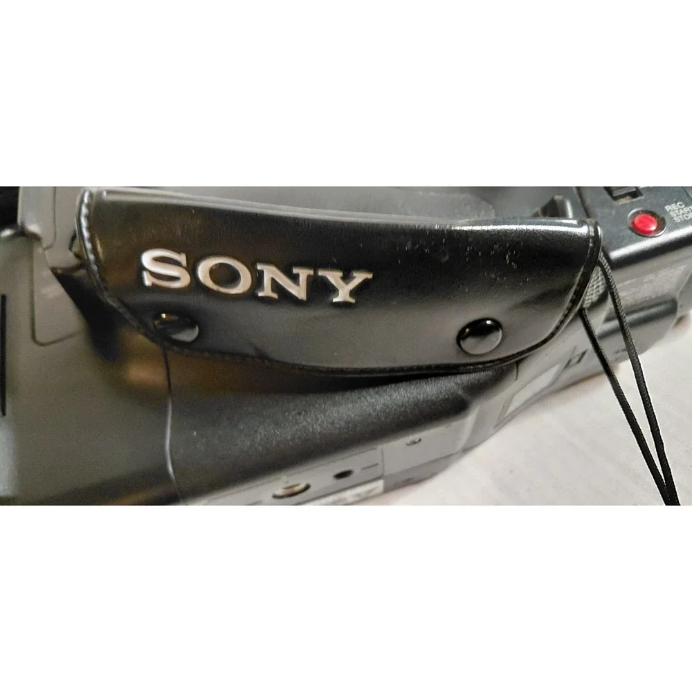 vintage analog Sony Handycam CCDF301 Video 8 Collectible Old Media W Ambico Bag